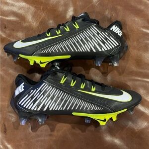 Nike Men's Vapor Edge 360 VC Football Cleats